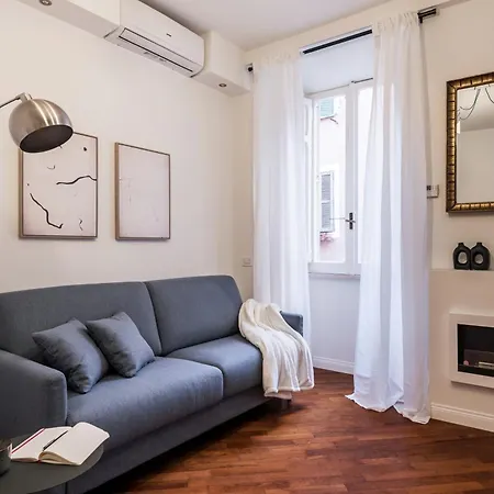 The Rent - Charming Near The Pantheon Rome