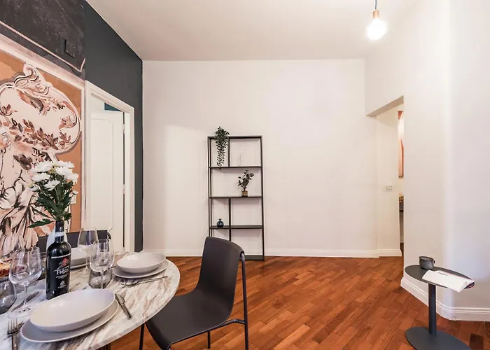 The Rent - Charming Near The Pantheon Рим