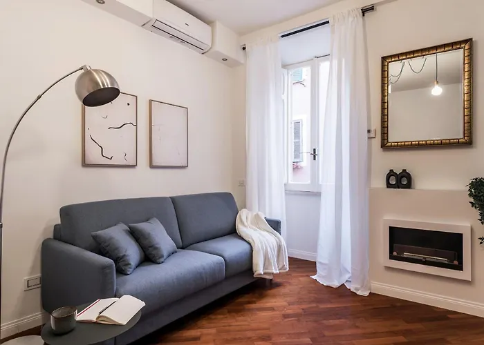 The Rent - Charming Near The Pantheon Рим